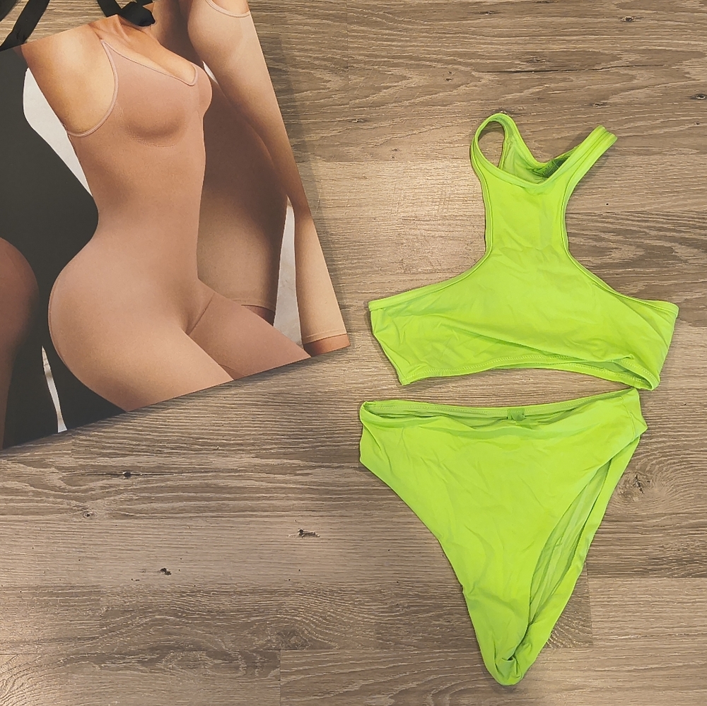 SKIMS XXS Neon Green Bikini Set